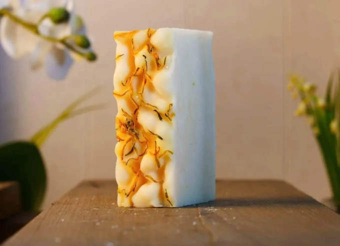 Savon artisanal - Orange Calendula 7 ingrédients certifié BIO 